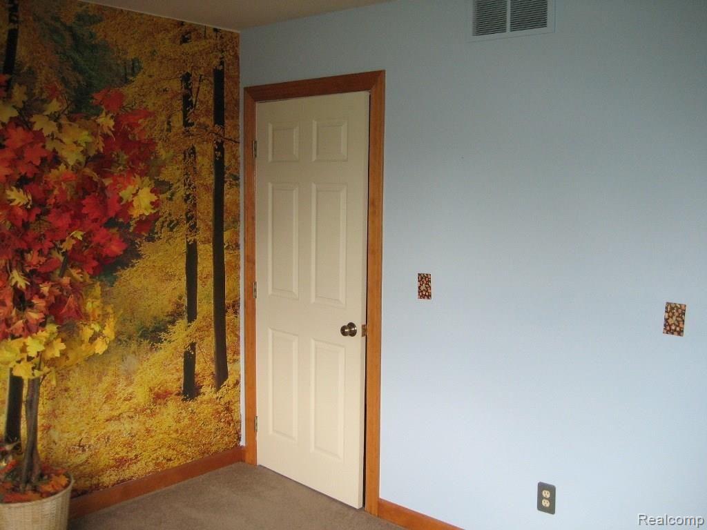 5807 Jones Road North Branch, MI 48461 - Photo 27 of 49 Bedroom