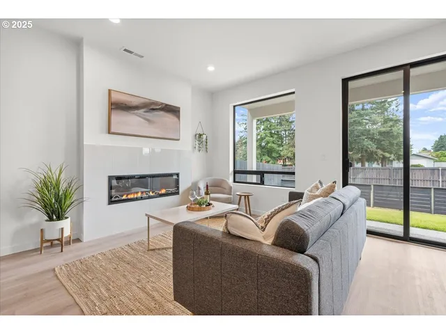 $449,900 | 5008 Northeast 113th Street, Vancouver, WA 98686