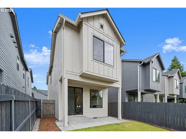 $449,900 | 5008 Northeast 113th Street, Vancouver, WA 98686