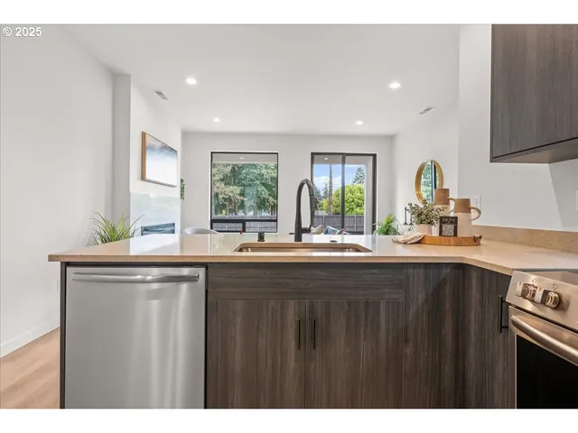 $449,900 | 5008 Northeast 113th Street, Vancouver, WA 98686