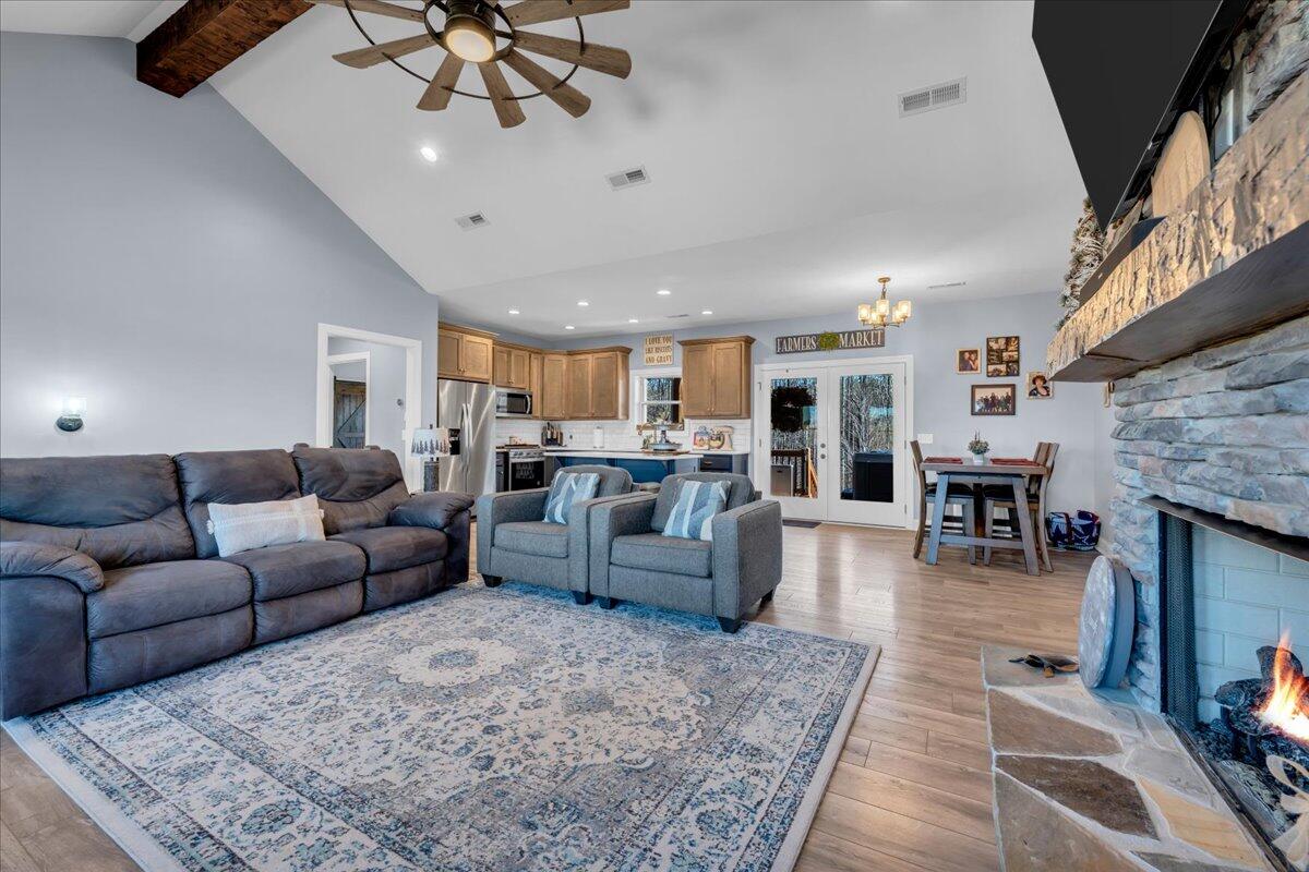 636 Raulston Falls Drive Jasper, TN 37347 - Photo 6 of 84 08-BOX00273