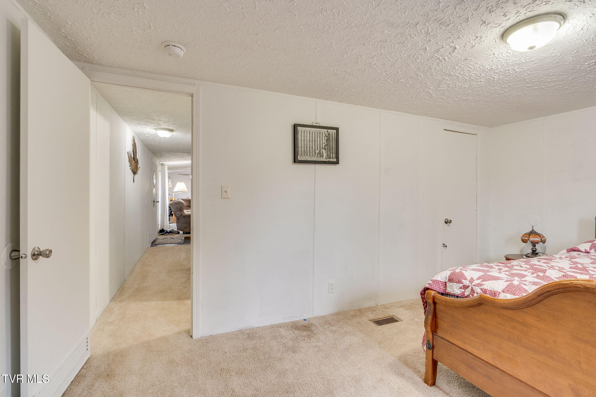 404 Amis Chapel Road Surgoinsville, TN 37873 - Photo 17 of 25 017