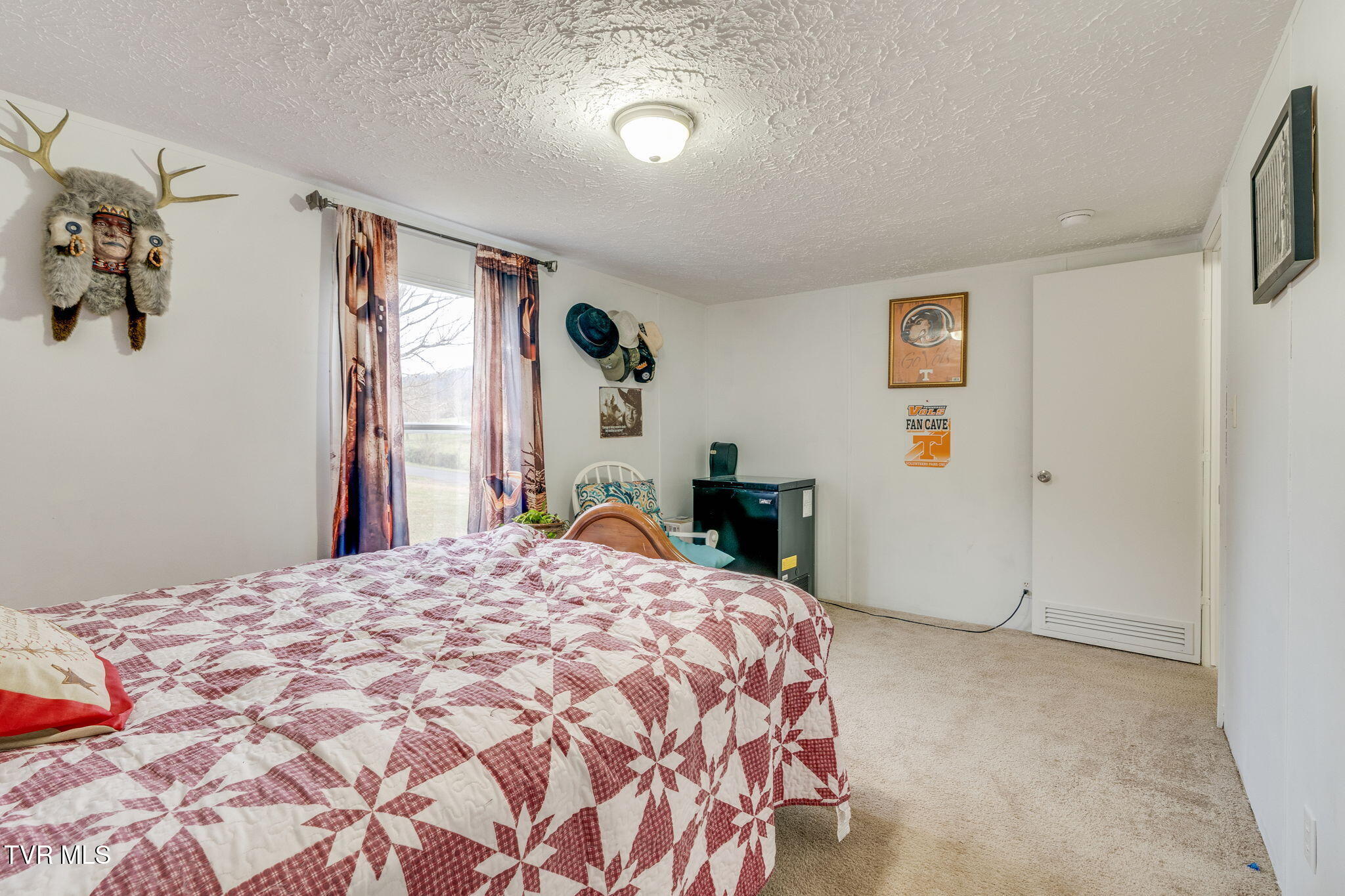 404 Amis Chapel Road Surgoinsville, TN 37873 - Photo 18 of 25 018