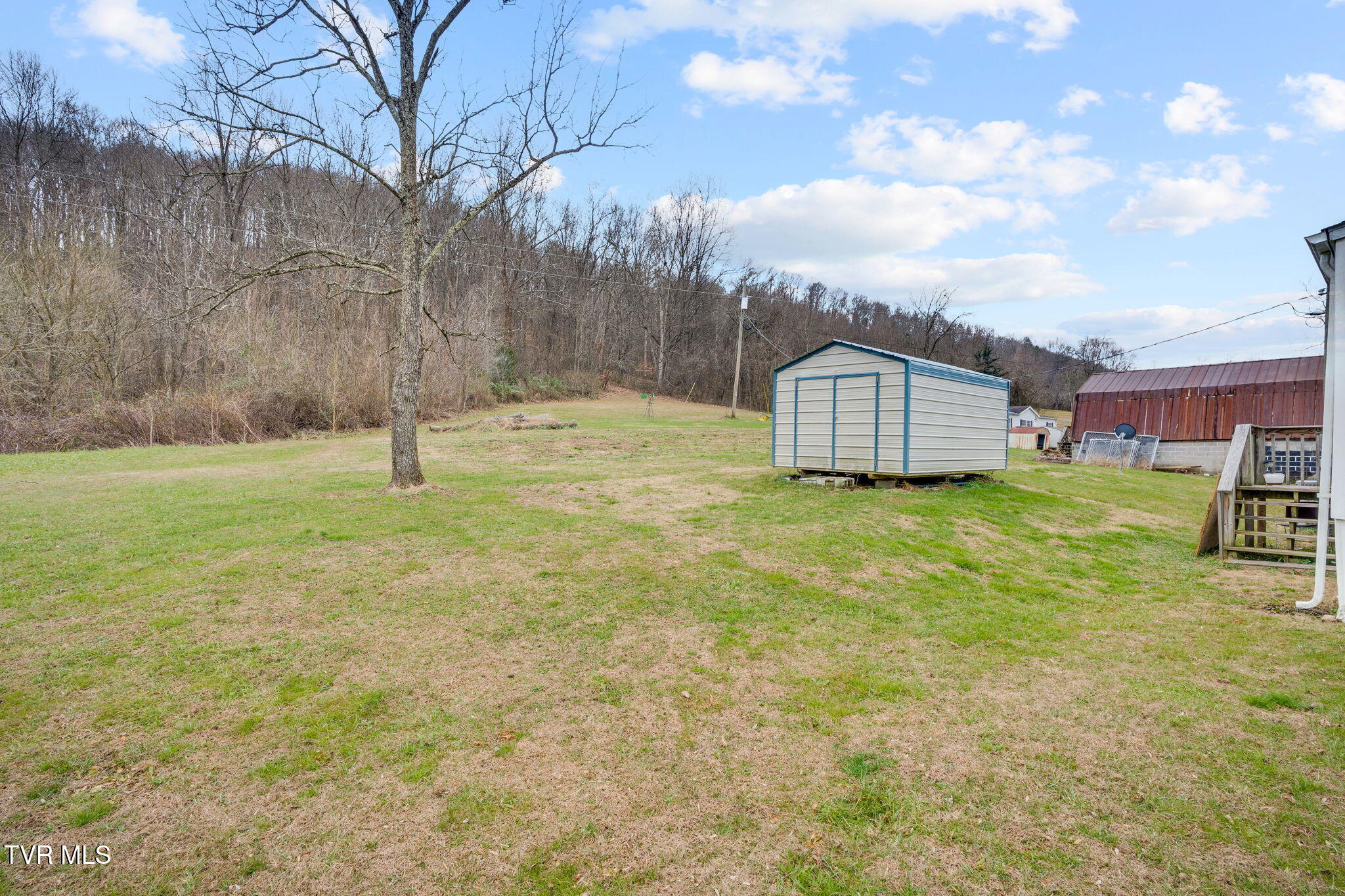 404 Amis Chapel Road Surgoinsville, TN 37873 - Photo 24 of 25 024