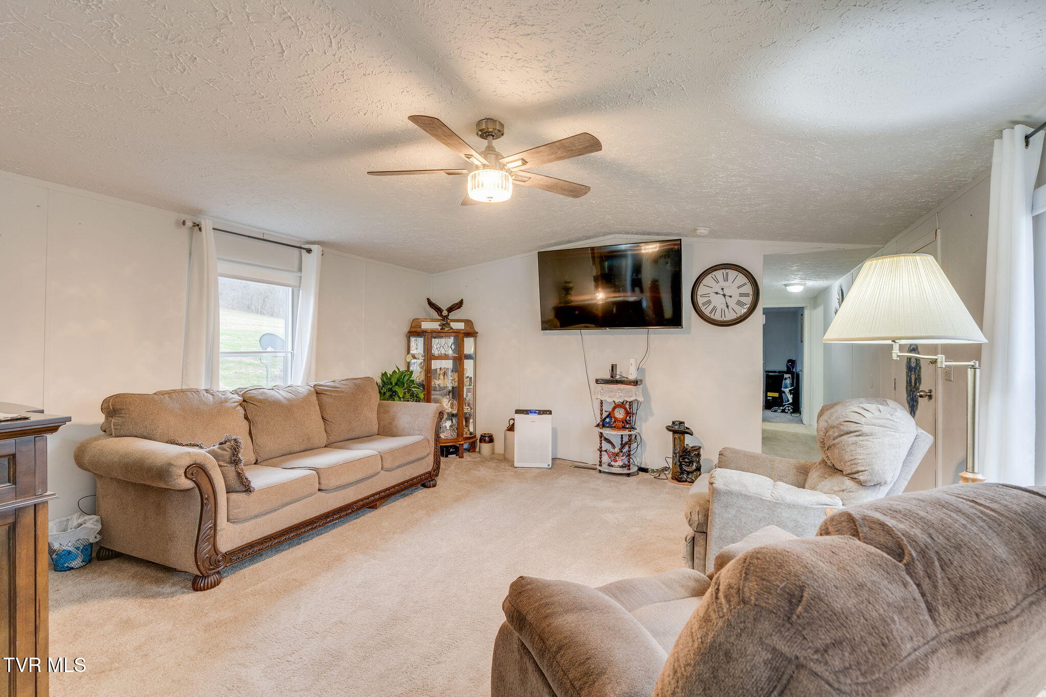 404 Amis Chapel Road Surgoinsville, TN 37873 - Photo 6 of 25 006