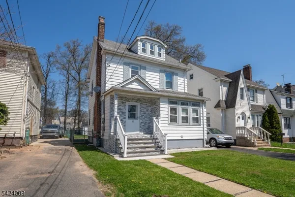 $595,000 | 15 Melrose Terrace, Elizabeth, NJ 07208