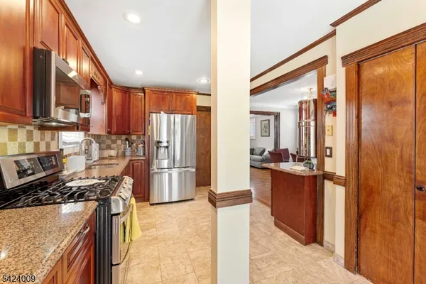 $595,000 | 15 Melrose Terrace, Elizabeth, NJ 07208