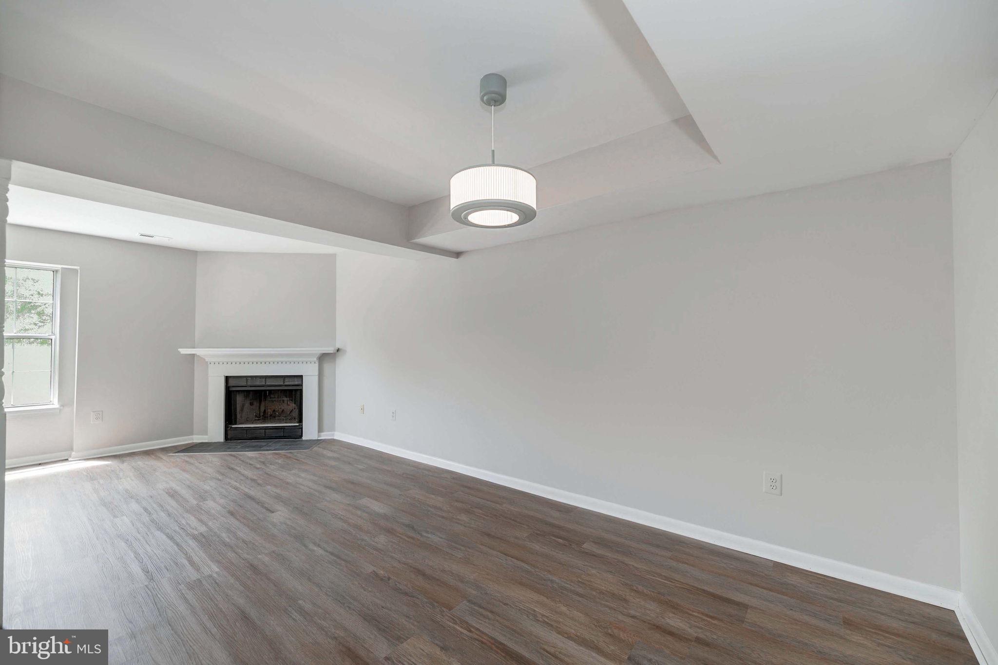 15252 Cloverdale Road Woodbridge, VA 22193 - Photo 10 of 47