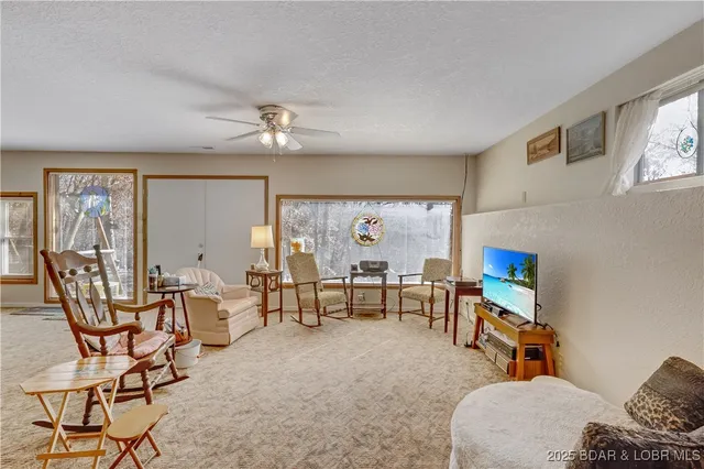 $310,000 | 16376 Twisted Tree Road, Barnett, MO 65011