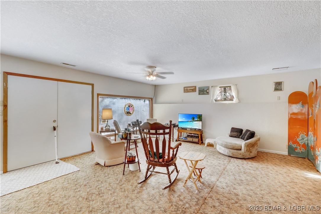 16376 Twisted Tree Road Barnett, MO 65011 - Photo 13 of 48 Open & Spacious!