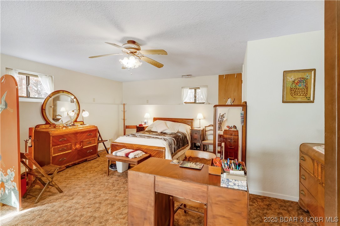 16376 Twisted Tree Road Barnett, MO 65011 - Photo 14 of 48 Oversized bedroom