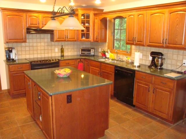 134 Rudder Road Ligonier, PA 15658 - Photo 10 of 25 Gallery Image 10
