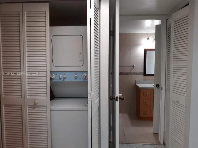 $1,700 | 8899 Southwest 123rd Court, Unit 101, Miami, FL 33186