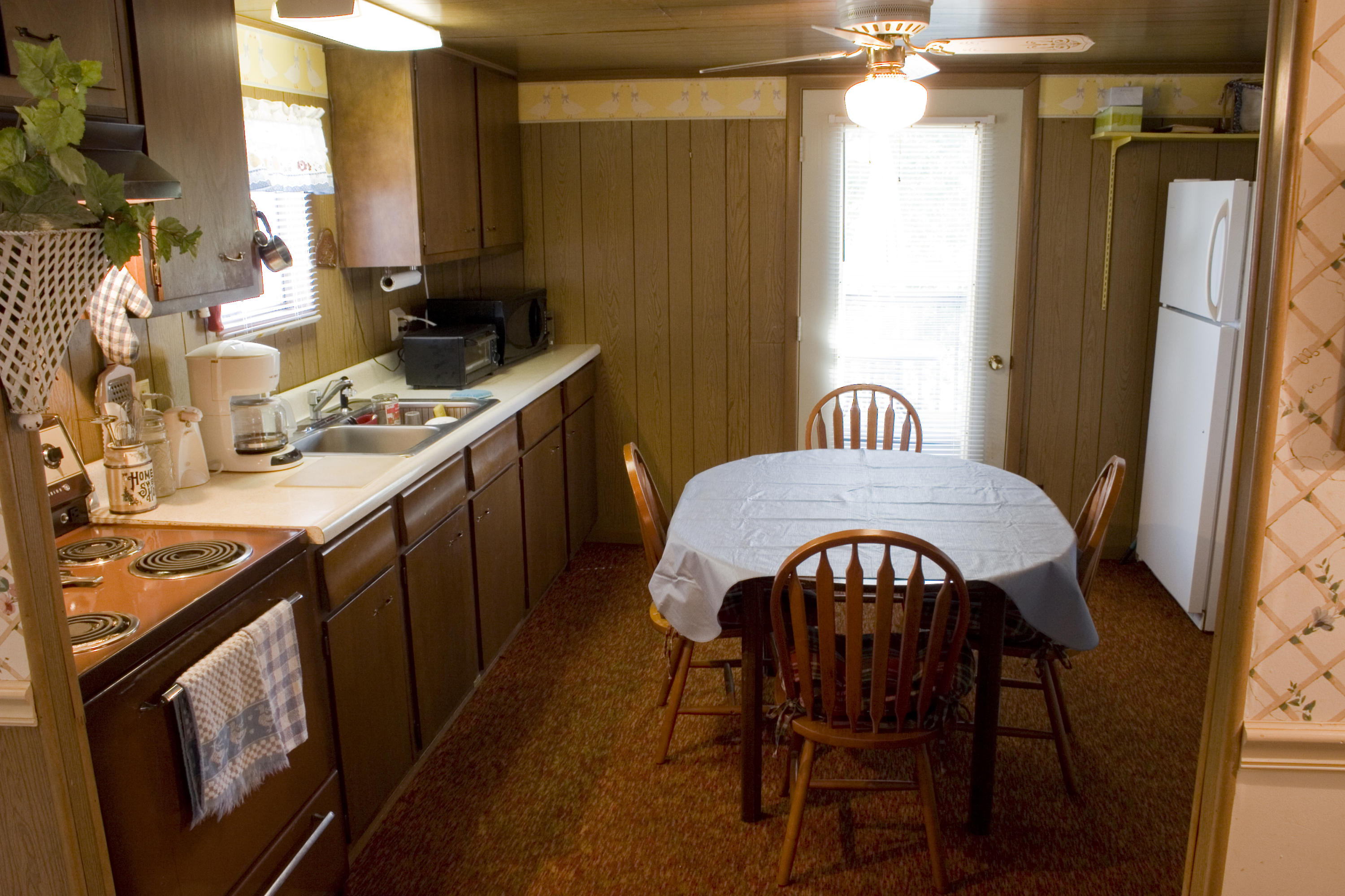 244 Hampton Drive Rutledge, TN 37861 - Photo 9 of 16 kitchen