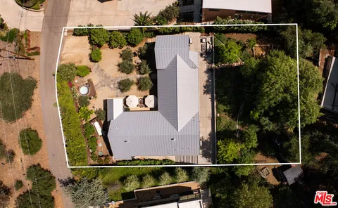 $2,395,000 | 28960 Crags Drive, Agoura Hills, CA 91301
