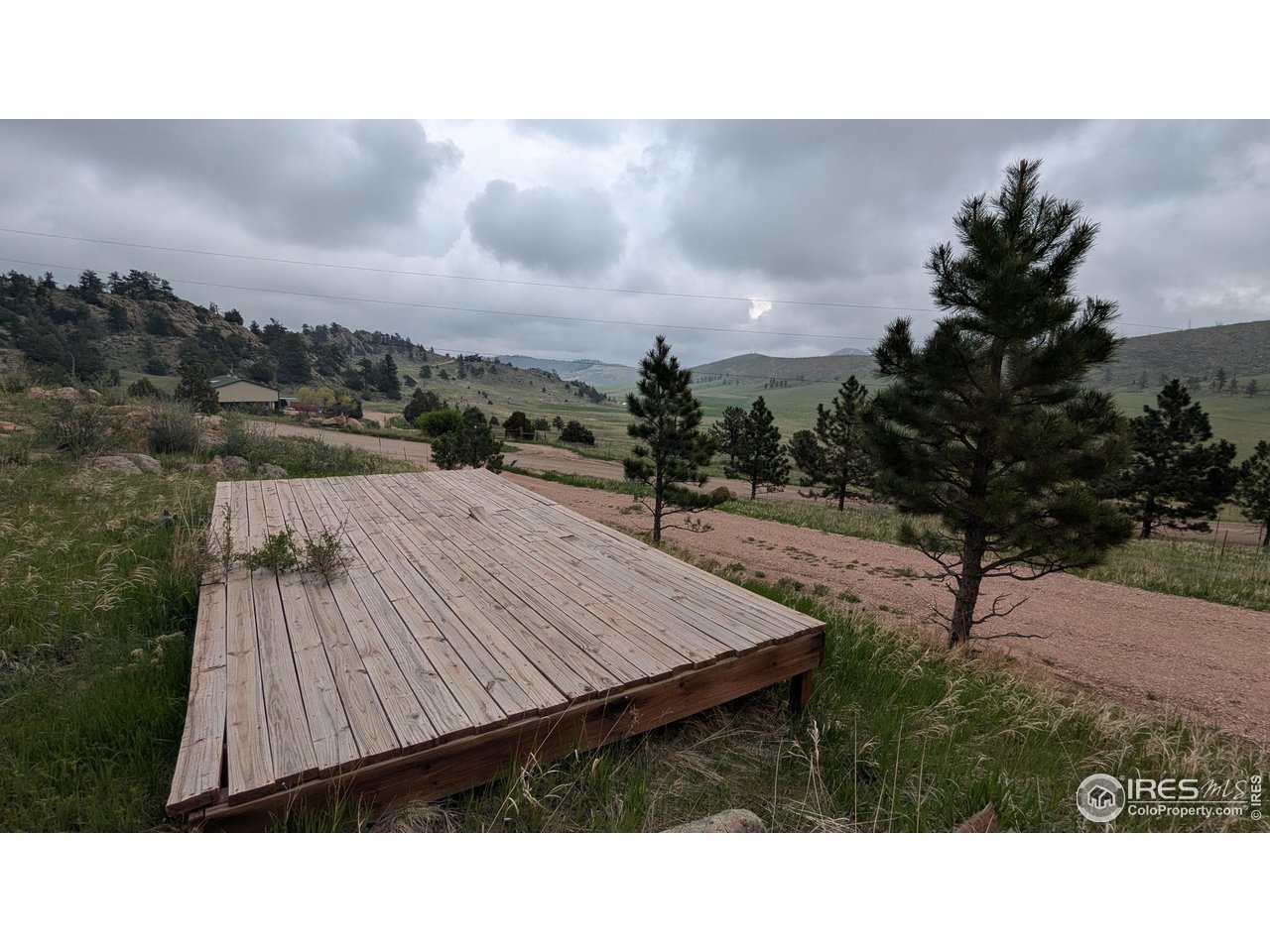 1191 Eiger Road Livermore, CO 80536 - Photo 5 of 17 a black and white photo of a house