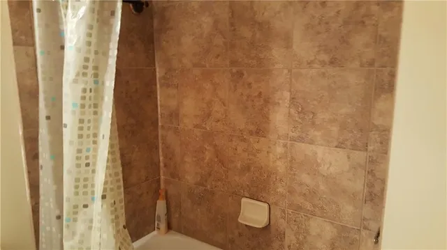 $2,850 | 5120 Meridian Lane, Alpharetta, GA 30022