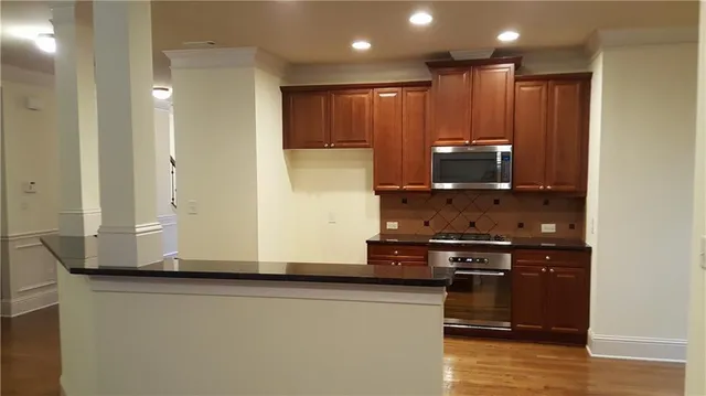 $2,850 | 5120 Meridian Lane, Alpharetta, GA 30022