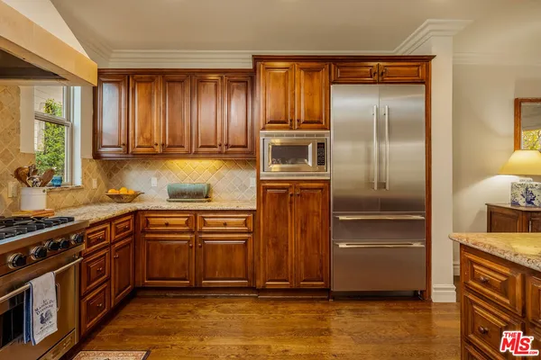 $1,198,800 | 710 Virginia Street, El Segundo, CA 90245