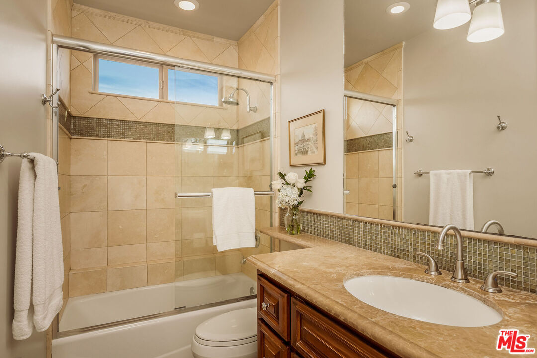 710 Virginia Street El Segundo, CA 90245 - Photo 35 of 44