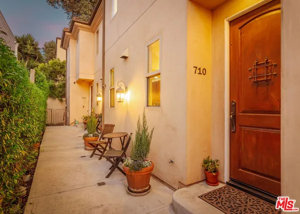 $1,198,800 | 710 Virginia Street, El Segundo, CA 90245