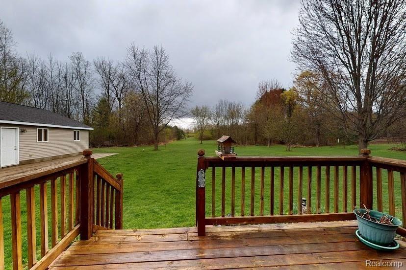 4283 Howe Road Grand Blanc, MI 48439 - Photo 27 of 33