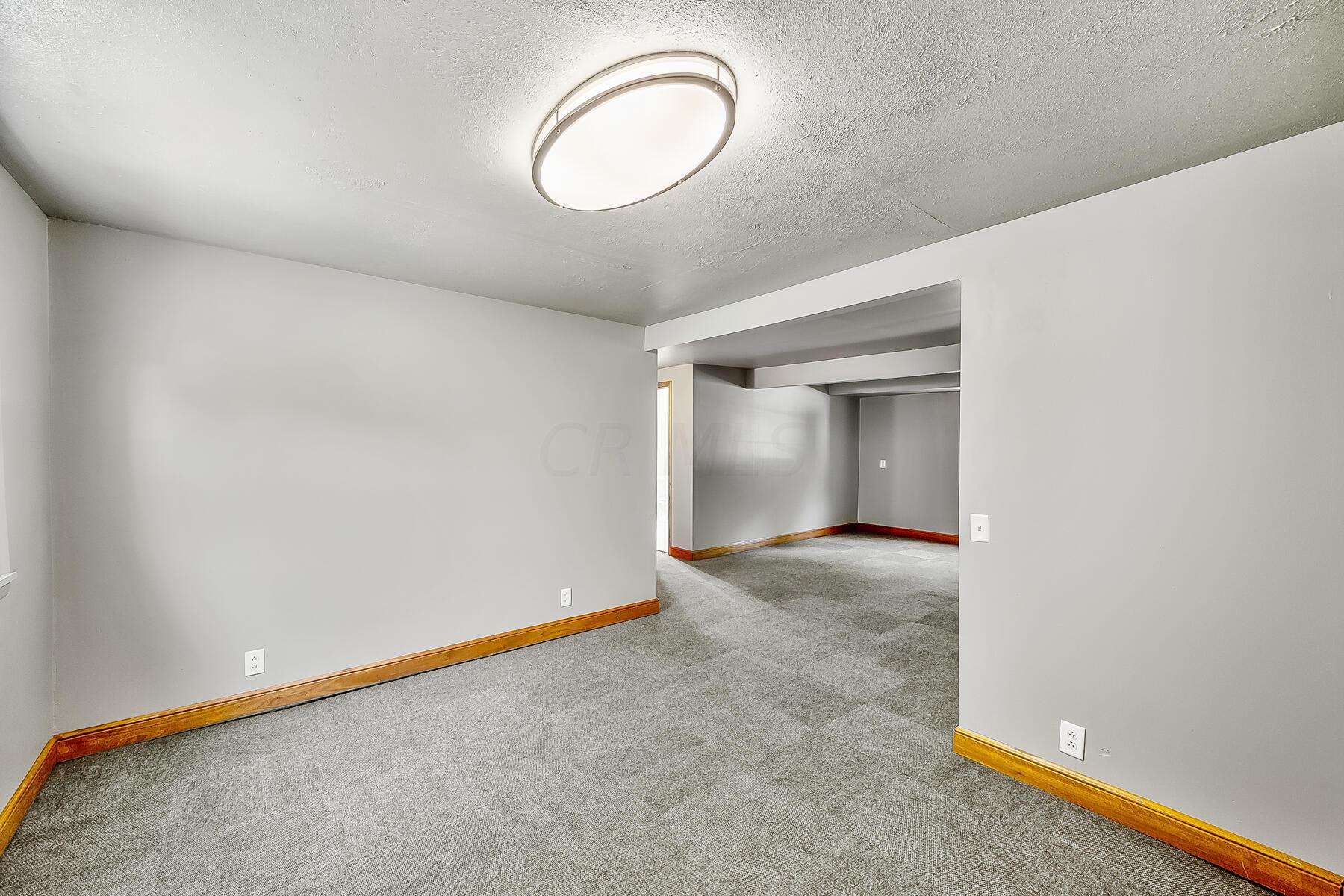 60 Penry Road Delaware, OH 43015 - Photo 20 of 50 LL Family Room