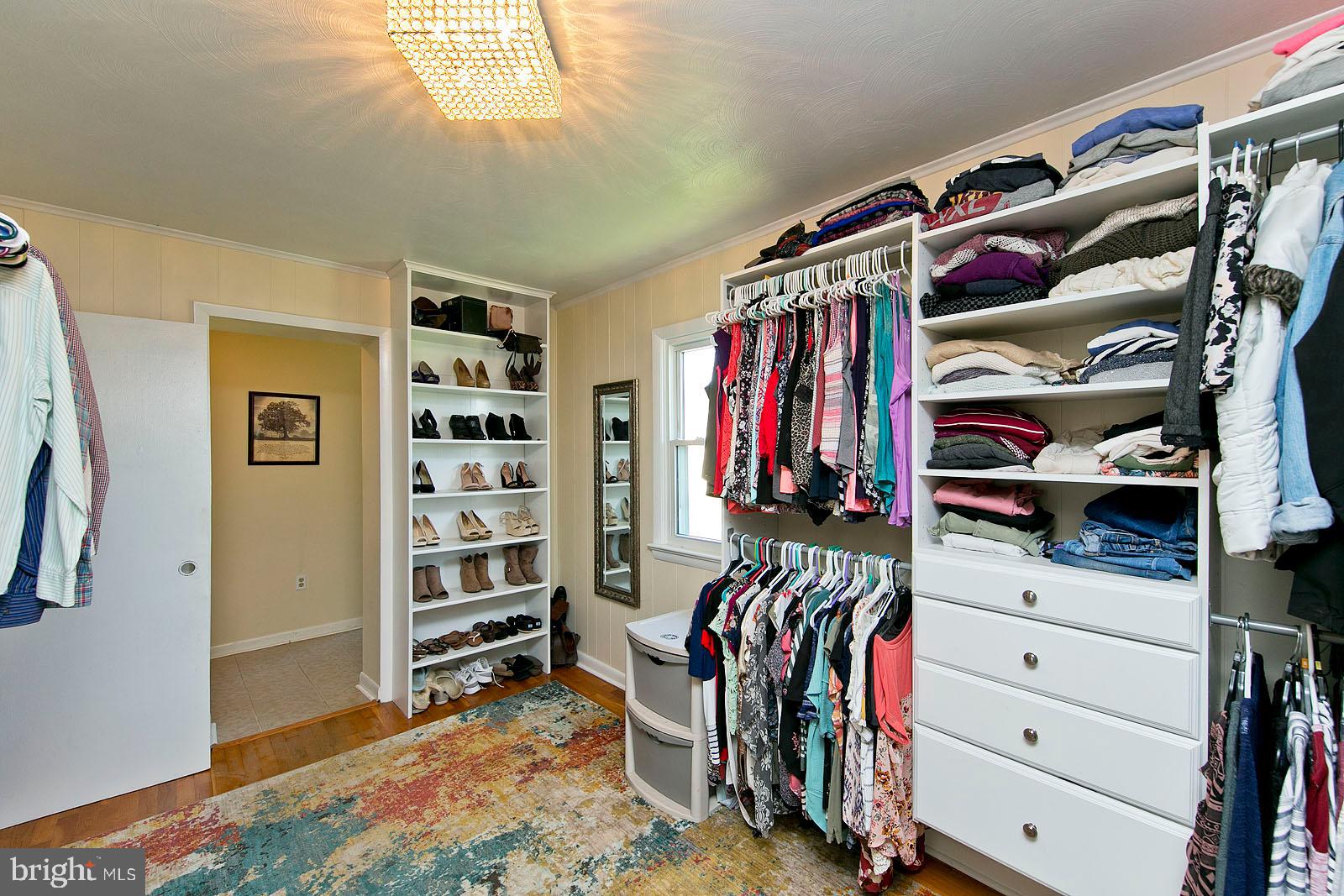 116 Blue Ridge Lane White Post, VA 22663 - Photo 31 of 55 Amazing closet