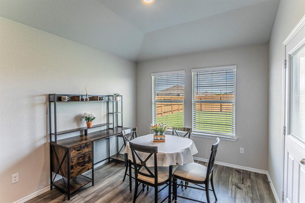 7017 Canadian Drive China Spring, TX 76633 - Photo 6 of 17