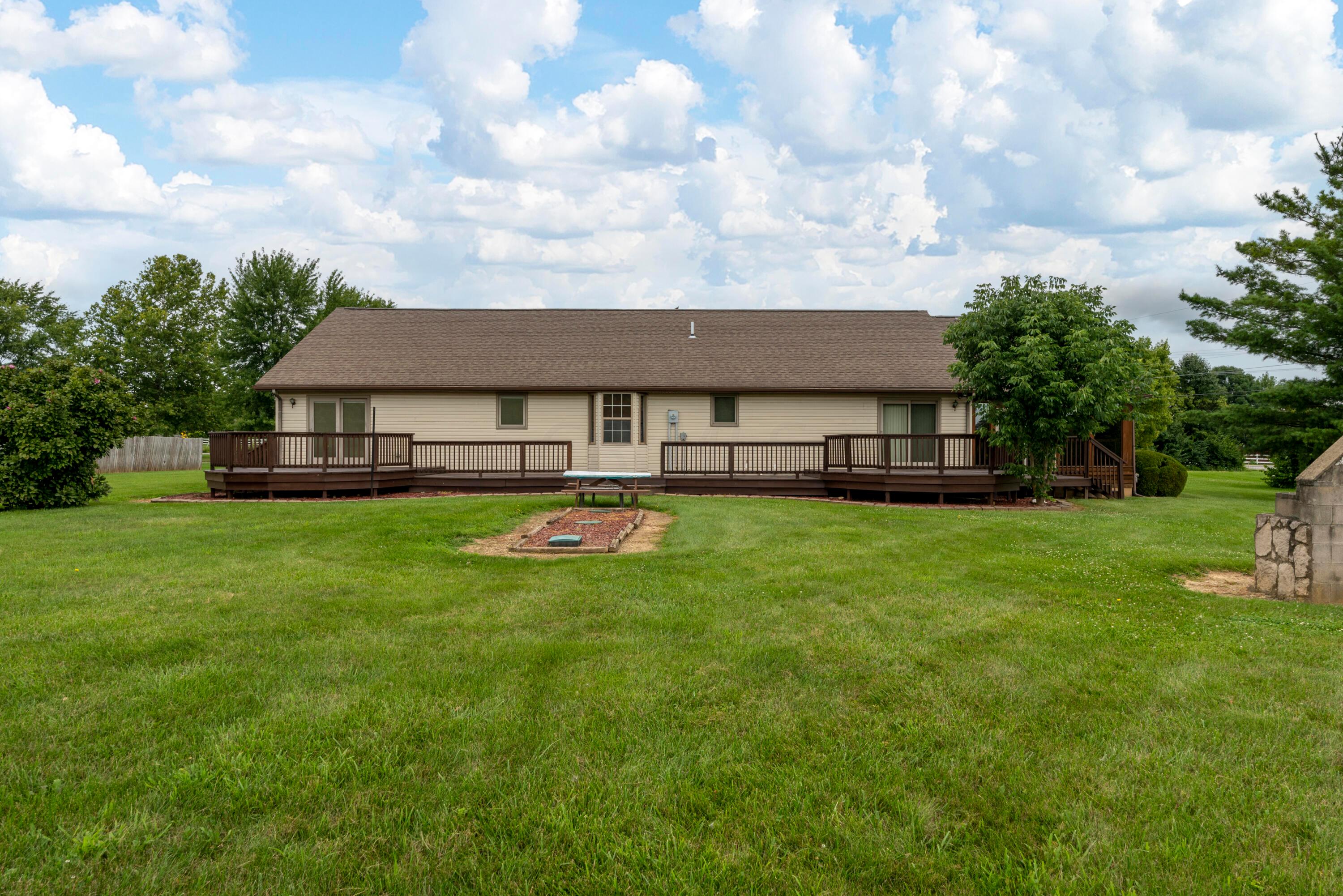 1501 Zuber Road Grove City, OH 43123 - Photo 50 of 51 MAR_5894