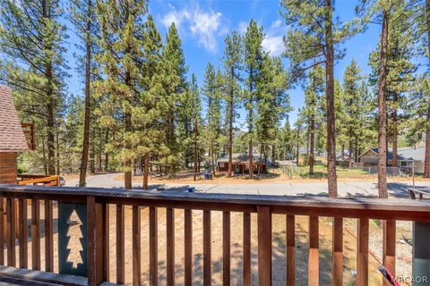 $309,900 | 620 West Aeroplane Boulevard, Big Bear City, CA 92314