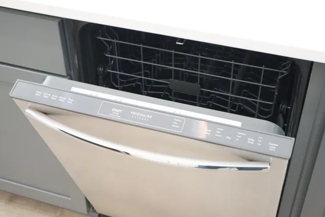 $2,850 | Undisclosed Address, Johns Island, SC 29455