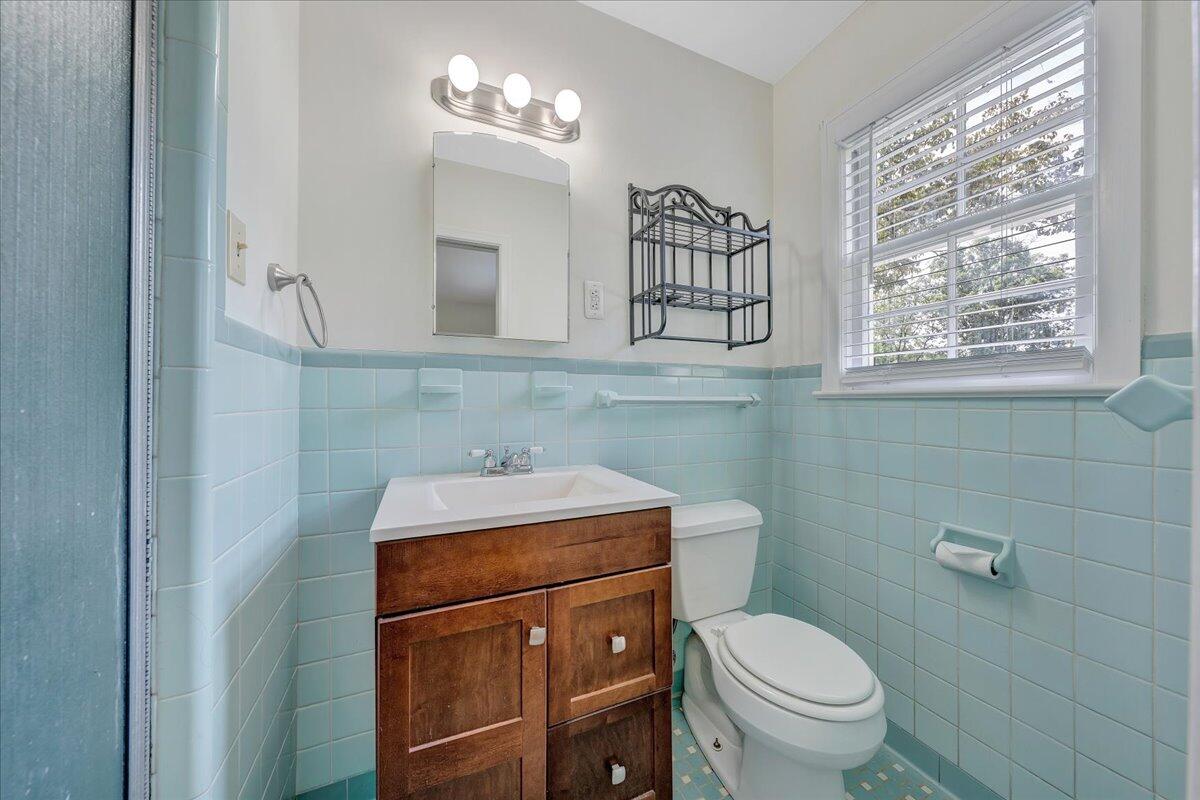 3579 Hartland Road Southwest Roanoke, VA 24015 - Photo 11 of 37 11-MIB00164