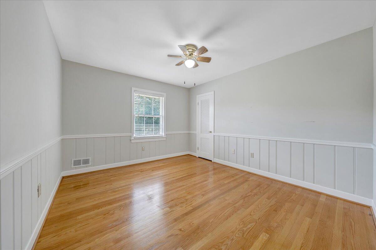 3579 Hartland Road Southwest Roanoke, VA 24015 - Photo 3 of 37 03-MIB00140