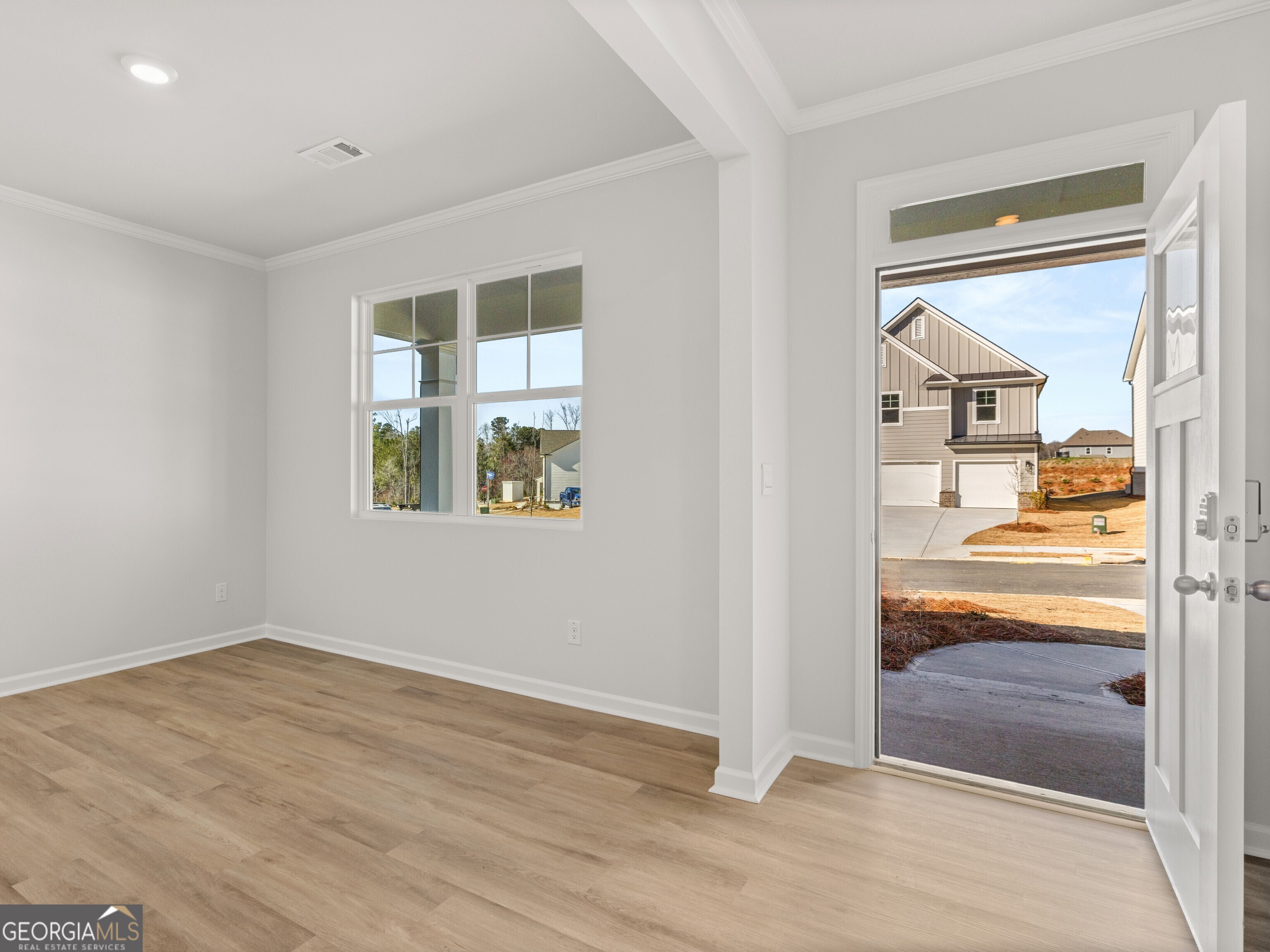 156 Hampton Drive Dallas, GA 30132 - Photo 3 of 81