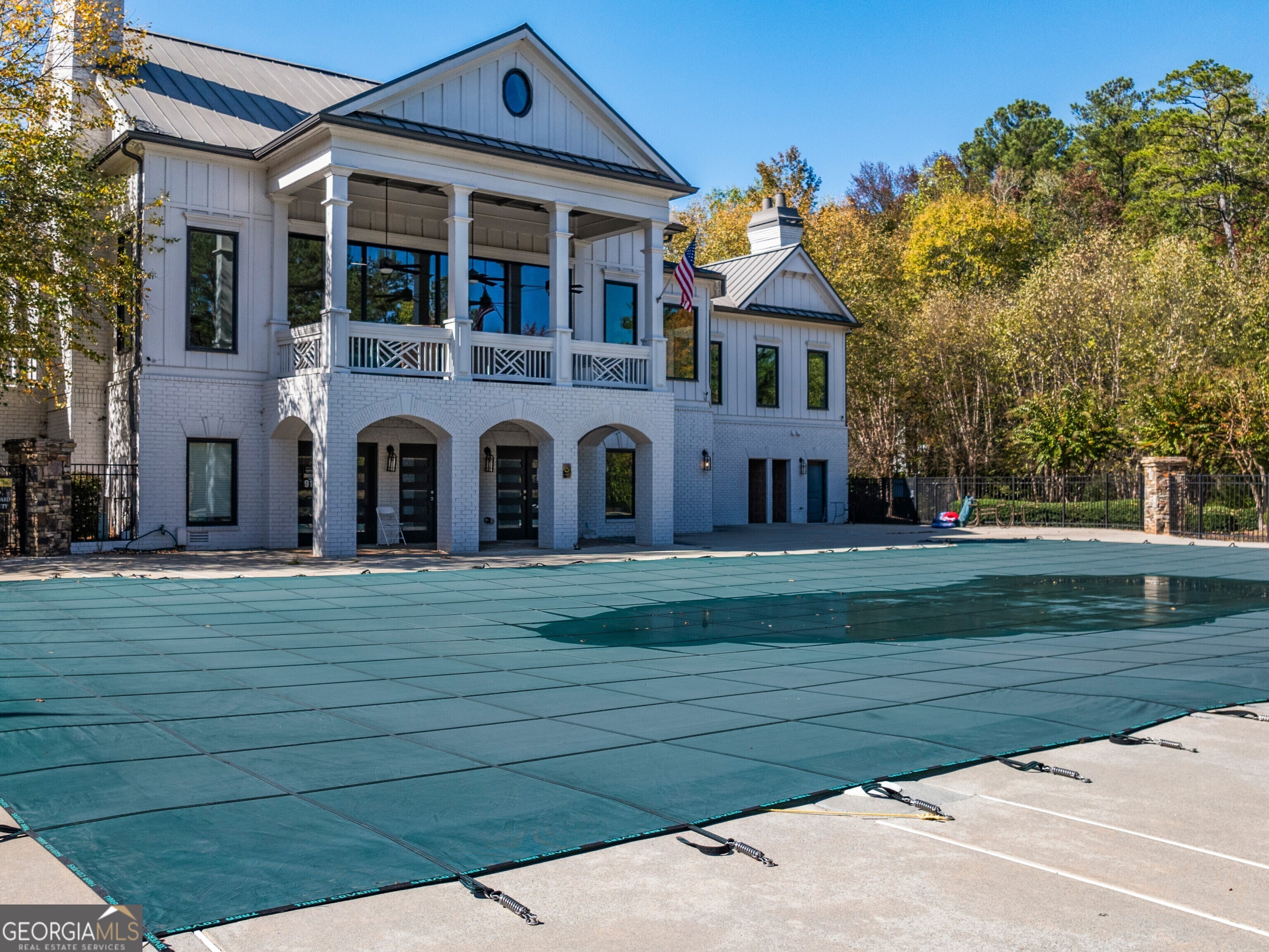 156 Hampton Drive Dallas, GA 30132 - Photo 54 of 81 a front view of a house with a garden