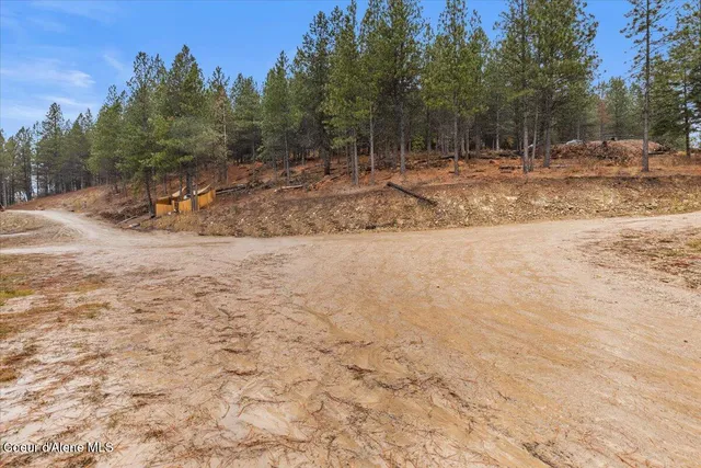 $199,900 | 2972 South Fork Ridge Road, Smelterville, ID 83868