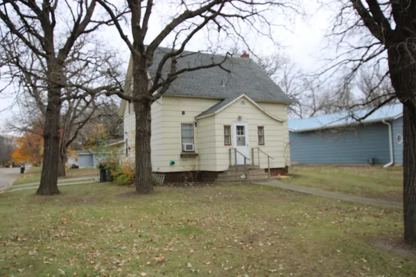 $209,900 | 1101 Jefferson Street, Alexandria, MN 56308