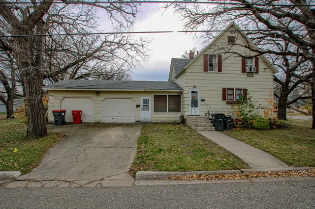 $209,900 | 1101 Jefferson Street, Alexandria, MN 56308