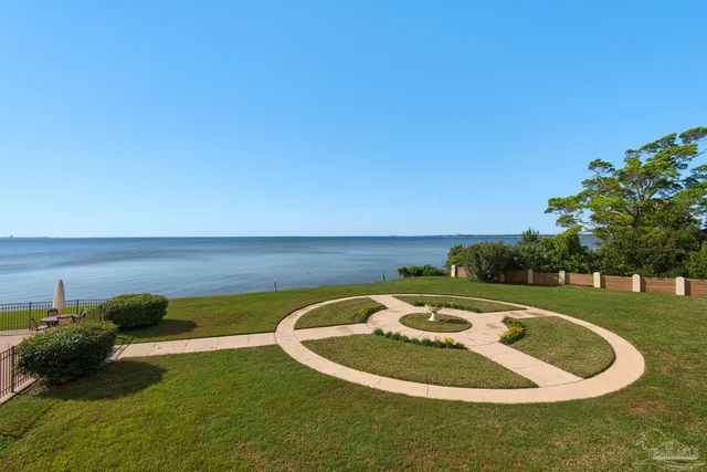 $189,000 | 615 Bayshore Drive, Unit 206, Pensacola, FL 32507