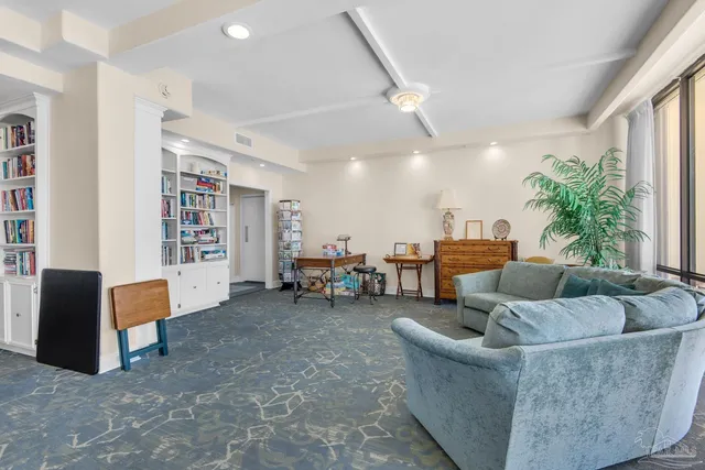 $189,000 | 615 Bayshore Drive, Unit 206, Pensacola, FL 32507