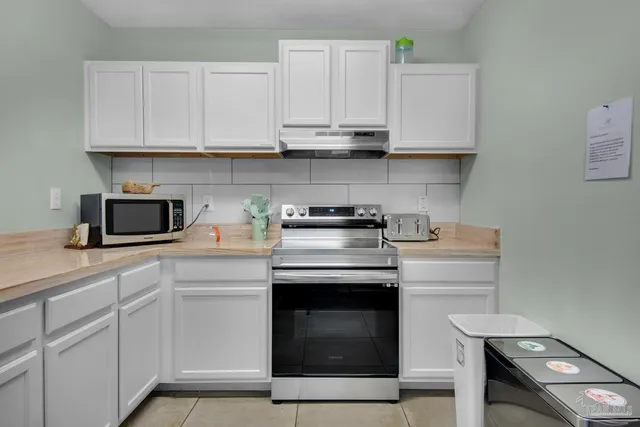 $189,000 | 615 Bayshore Drive, Unit 206, Pensacola, FL 32507