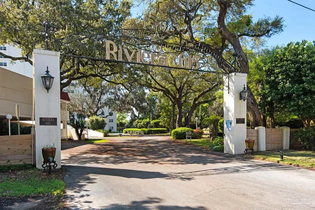 $189,000 | 615 Bayshore Drive, Unit 206, Pensacola, FL 32507