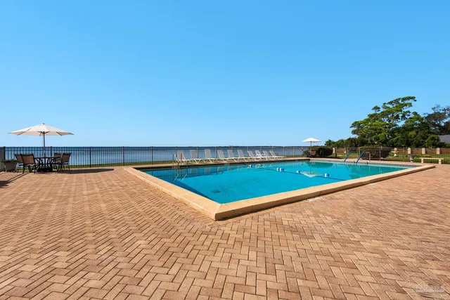 $189,000 | 615 Bayshore Drive, Unit 206, Pensacola, FL 32507