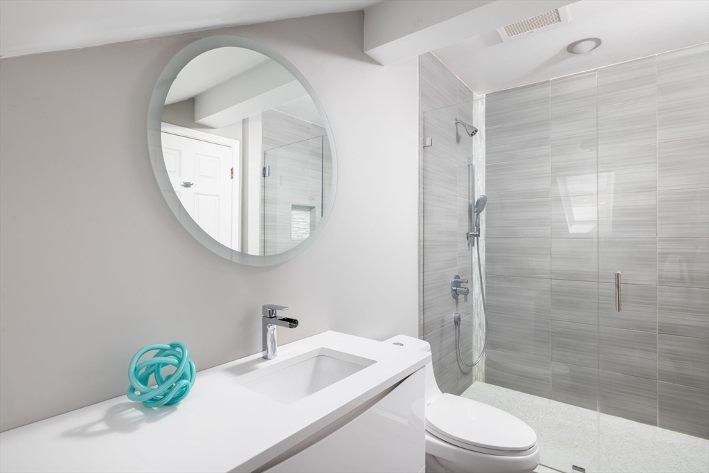 79 Harbourside Road, Unit 7 Quincy, MA 02171 - Photo 10 of 22 Gallery Image 10