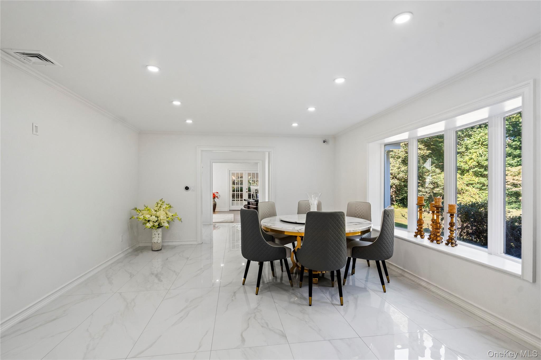 897 Ripley Lane Muttontown, NY 11771 - Photo 9 of 45 Breakfast Nook