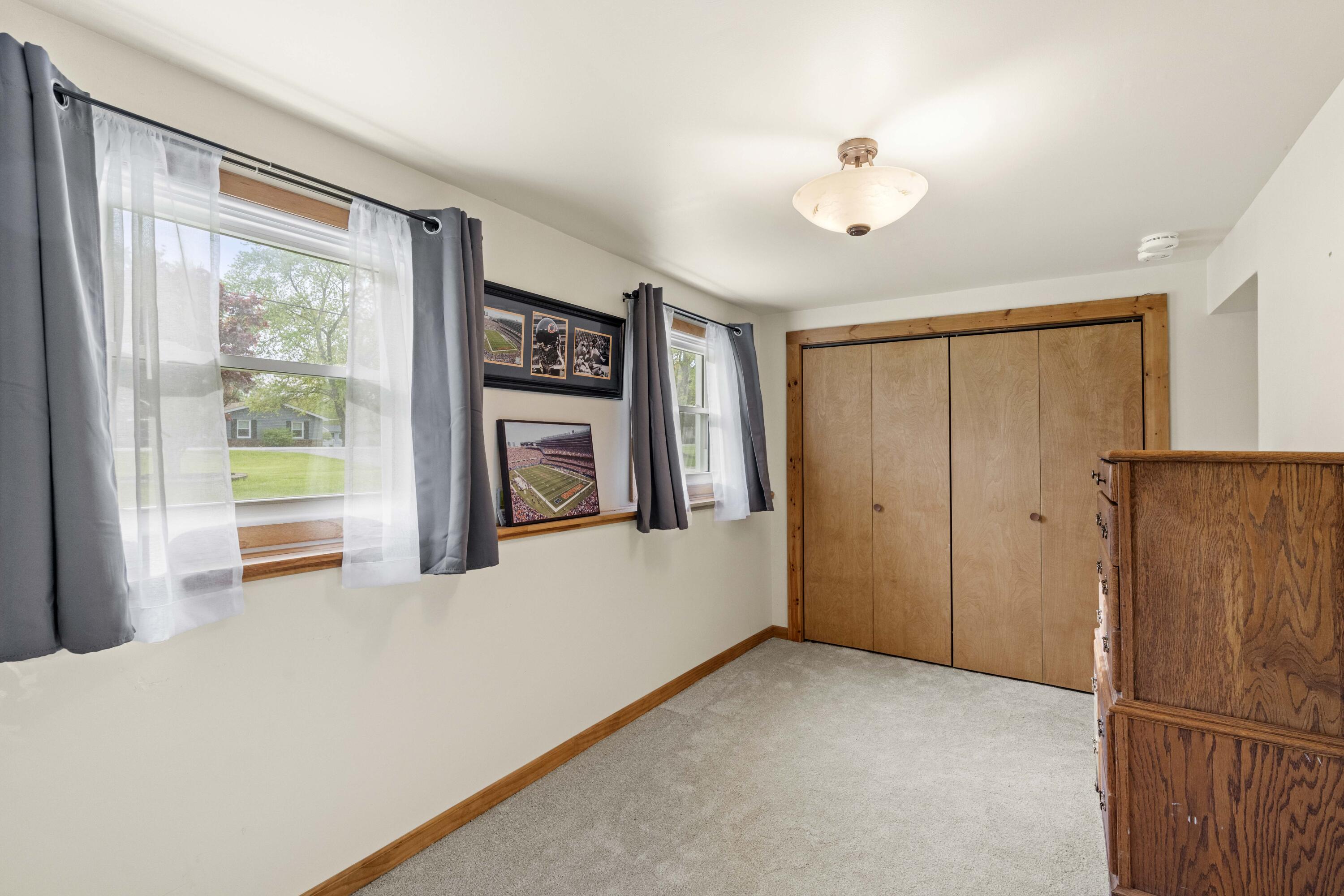 637 Joe Martin Road Lowell, IN 46356 - Photo 15 of 24 3000x2000