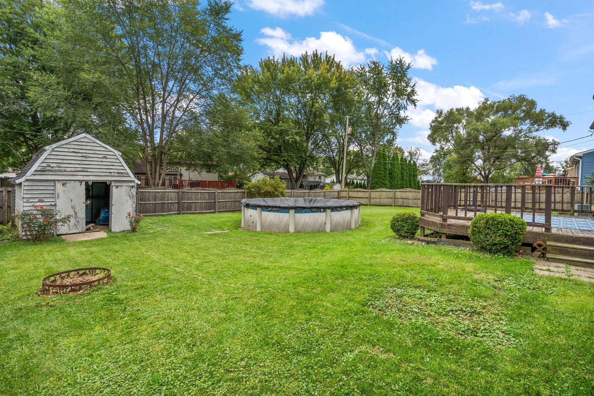 637 Joe Martin Road Lowell, IN 46356 - Photo 17 of 24 2048x1365