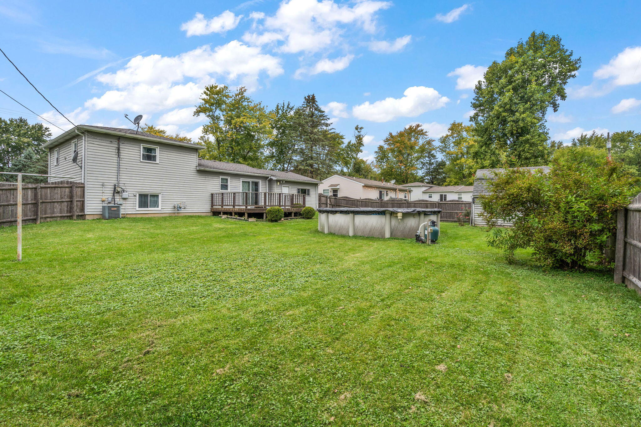 637 Joe Martin Road Lowell, IN 46356 - Photo 19 of 24 2048x1365