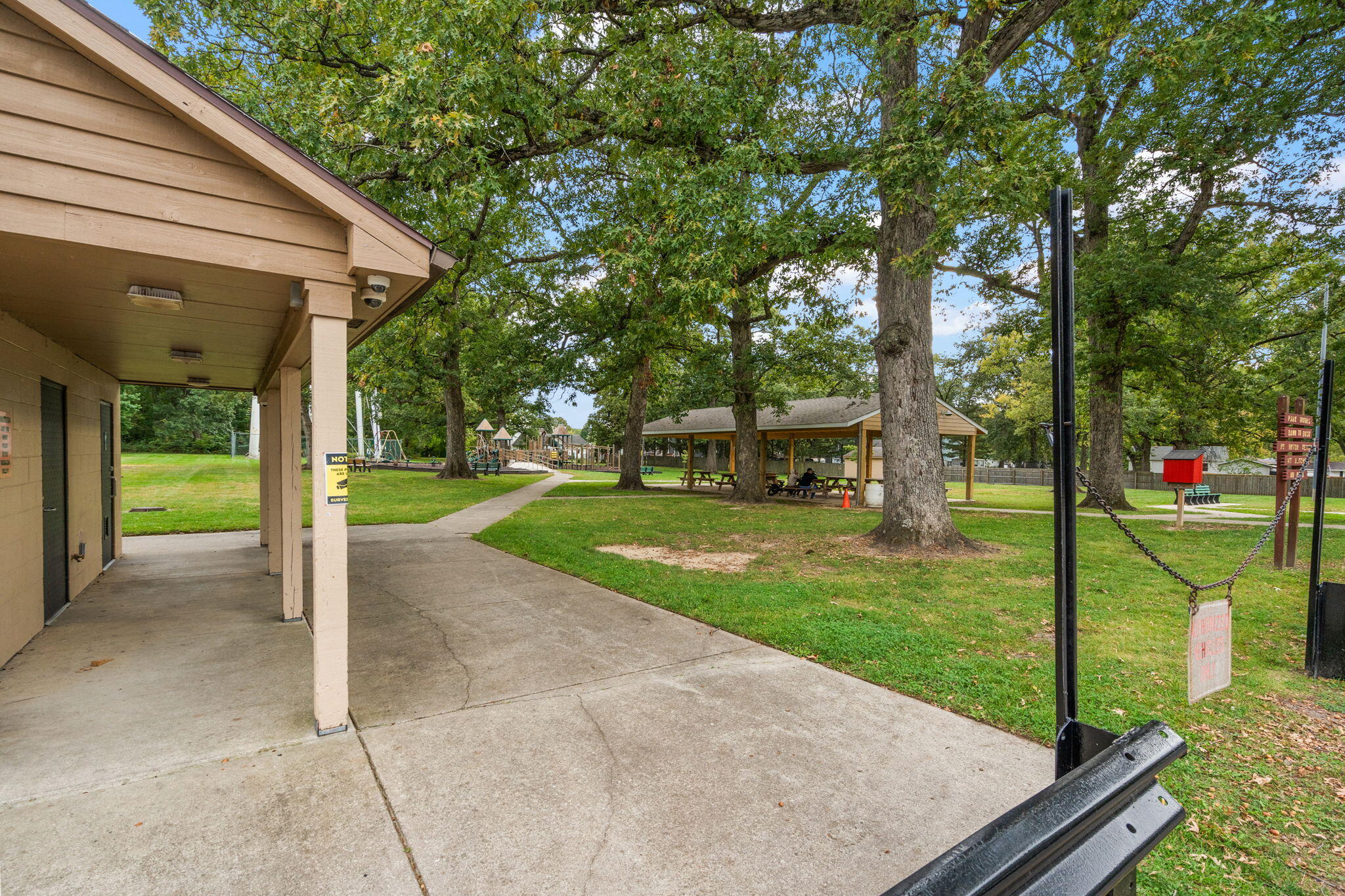 637 Joe Martin Road Lowell, IN 46356 - Photo 22 of 24 2048x1365